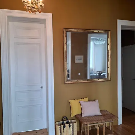 Daire Sejour Chic En Art Deco *