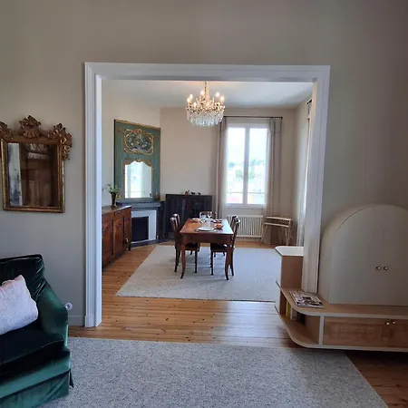 Apartment Sejour Chic En Art Deco Granville